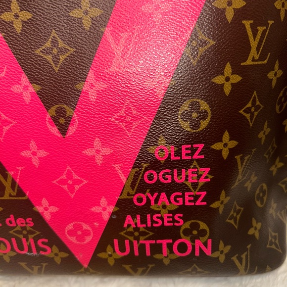 Louis Vuitton Limited Edition V Neverfull MM - Picture 5 of 16